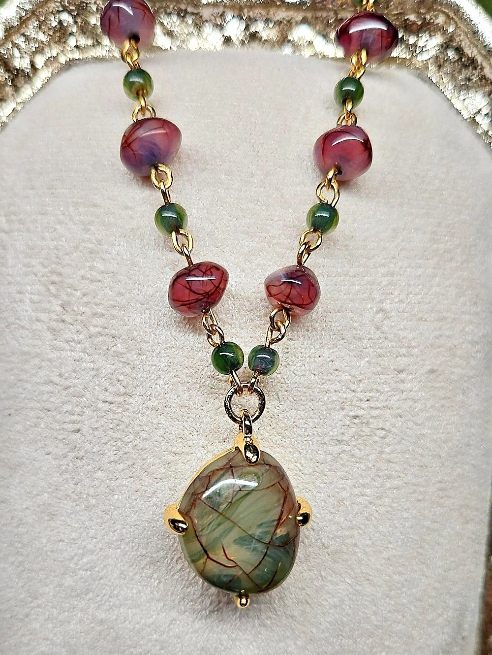 Lauren Conrad Beaded Pendant Necklace in Purple & Green Like New